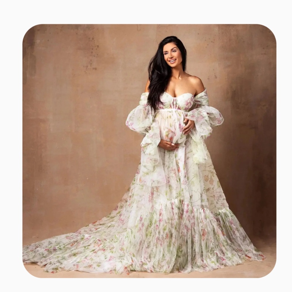 Elegant Floral Women’s Maternity Dress- perfect for photo shoot or baby shower!!